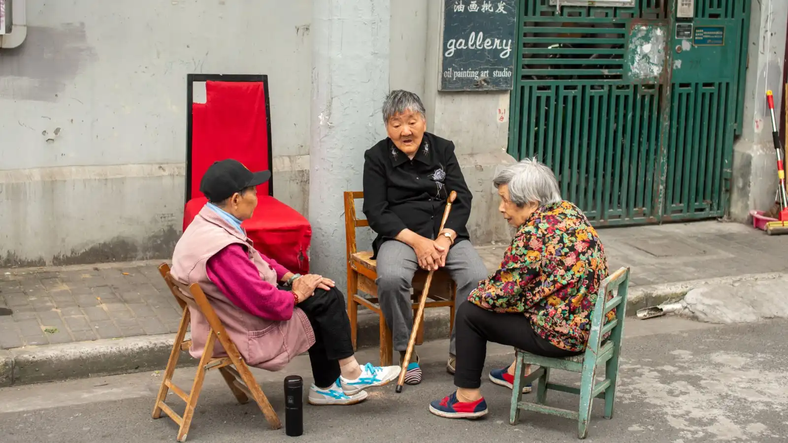 昆山工程机械市场2025年趋势观察:挖掘机需求变化与设备选型要点